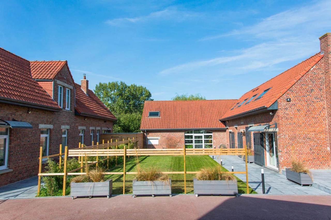 Gites De La Vesee La Chapelle d'Armentieres Екстер'єр фото